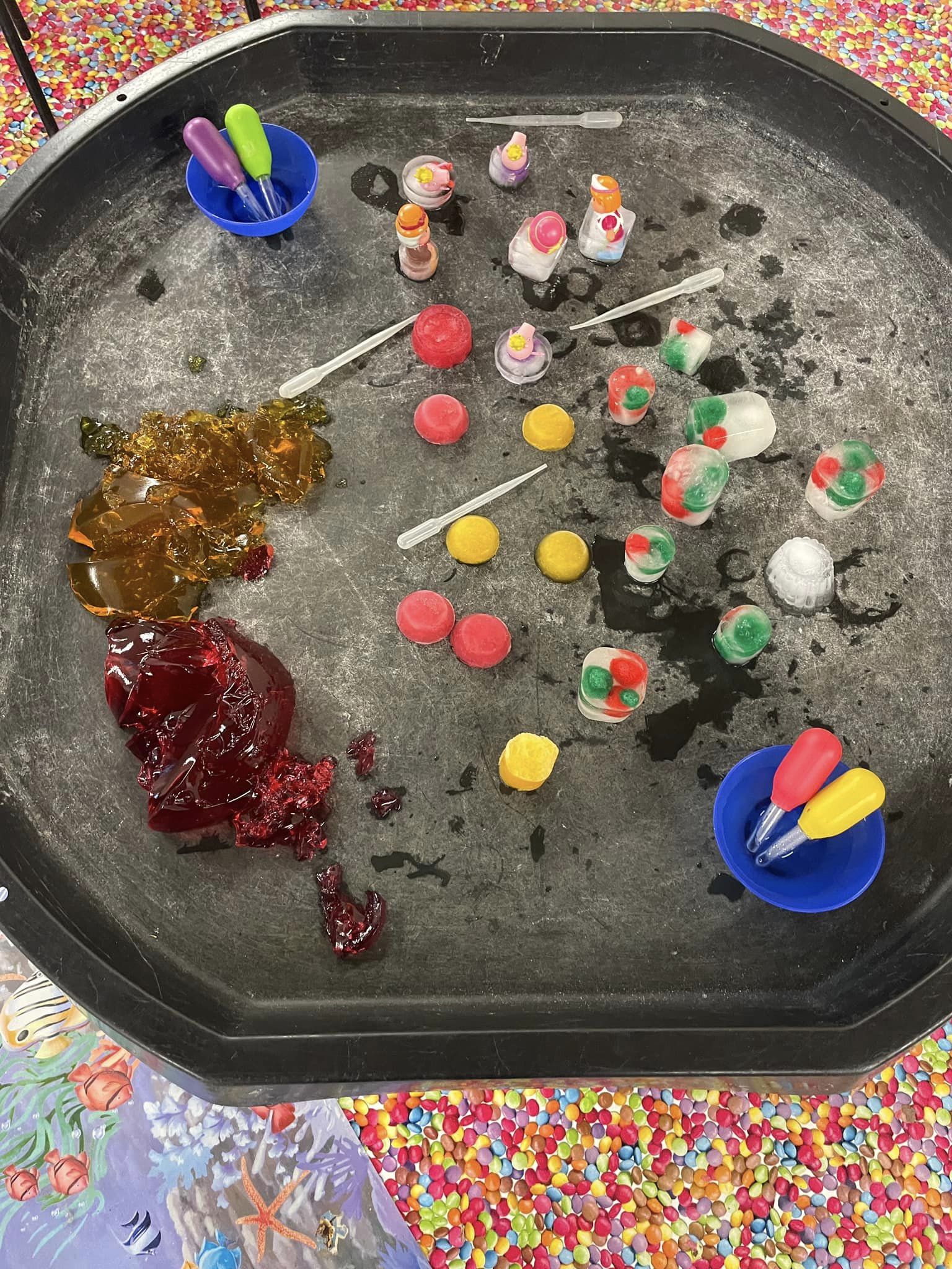 Messy play jelly and ice.jpg
